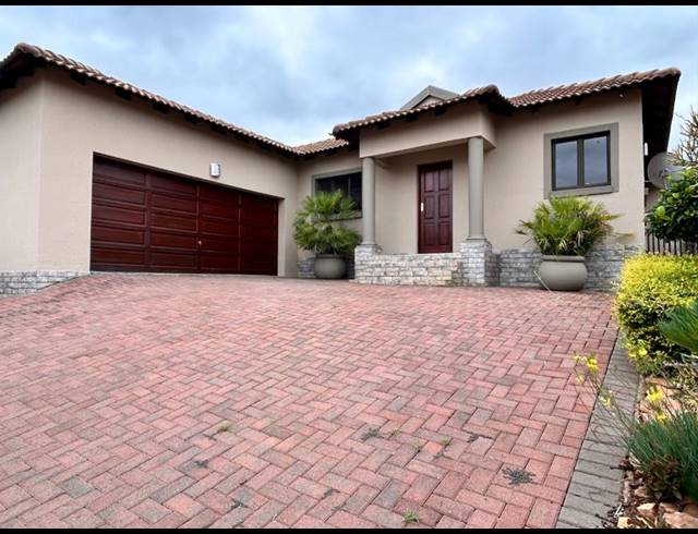 3 BEDROOM HOUSE FOR SALE IN MELODIE